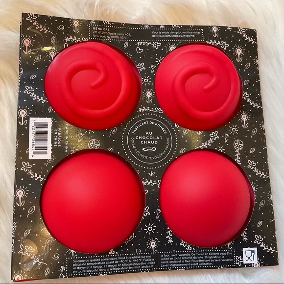 Hot Chocolate Bomb Maker - New in Package - Picture 5 of 5